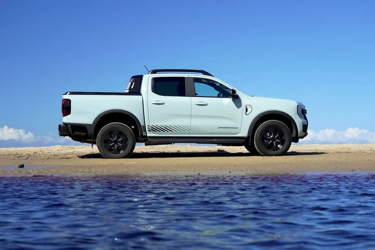 2025 ford ranger phev stormtrak exterior