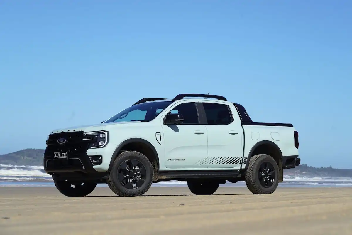 2025 ford ranger phev stormtrak off-roader