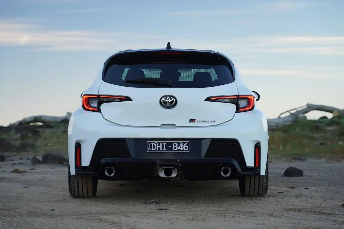 2025 toyota gr corolla gts automatic tailgate