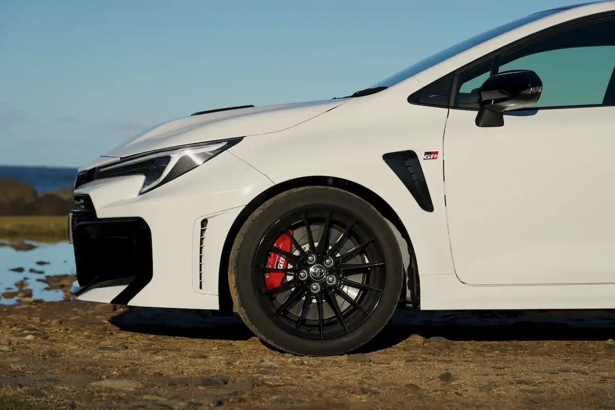 2025 toyota gr corolla gts automatic wheel