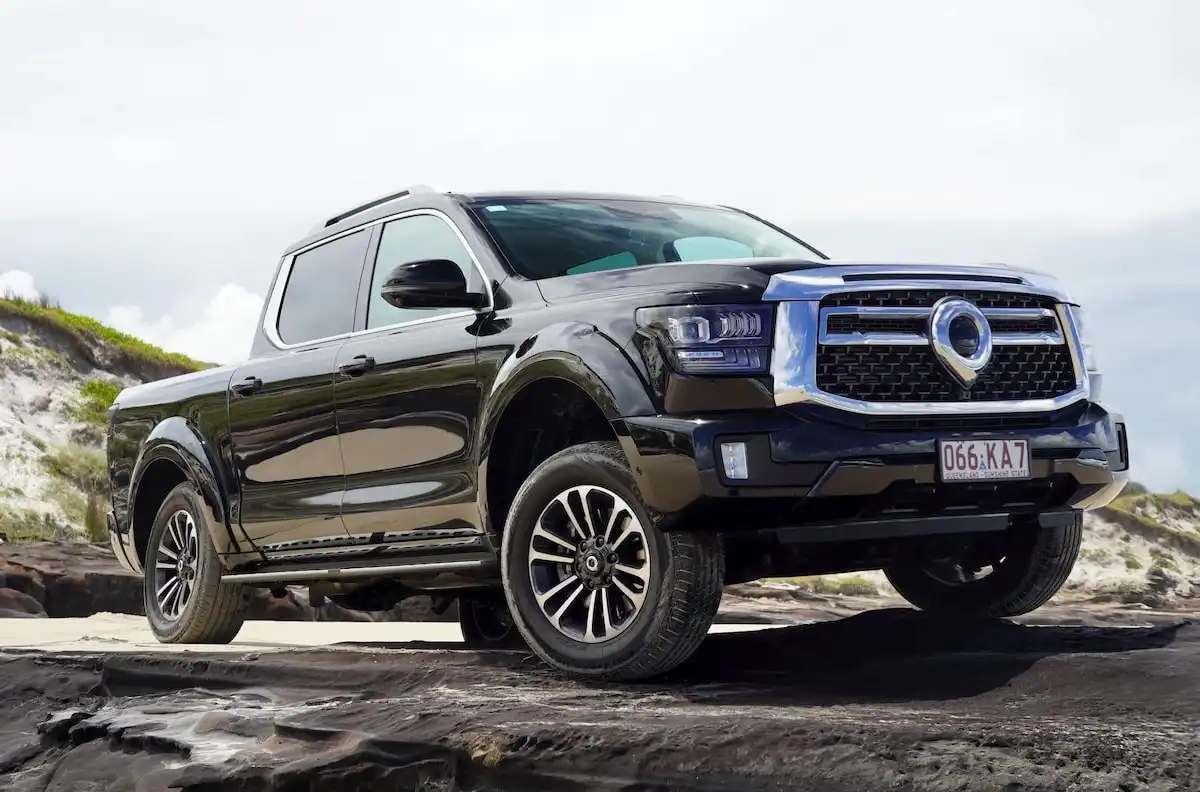 2025 gwm cannon alpha ultra hybrid front
