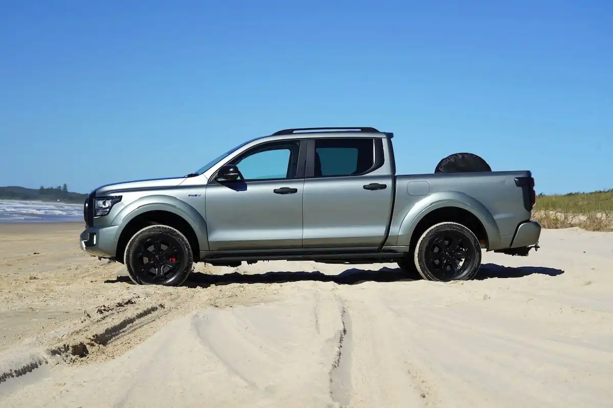 2025 gwm cannon alpha ultra phev exterior