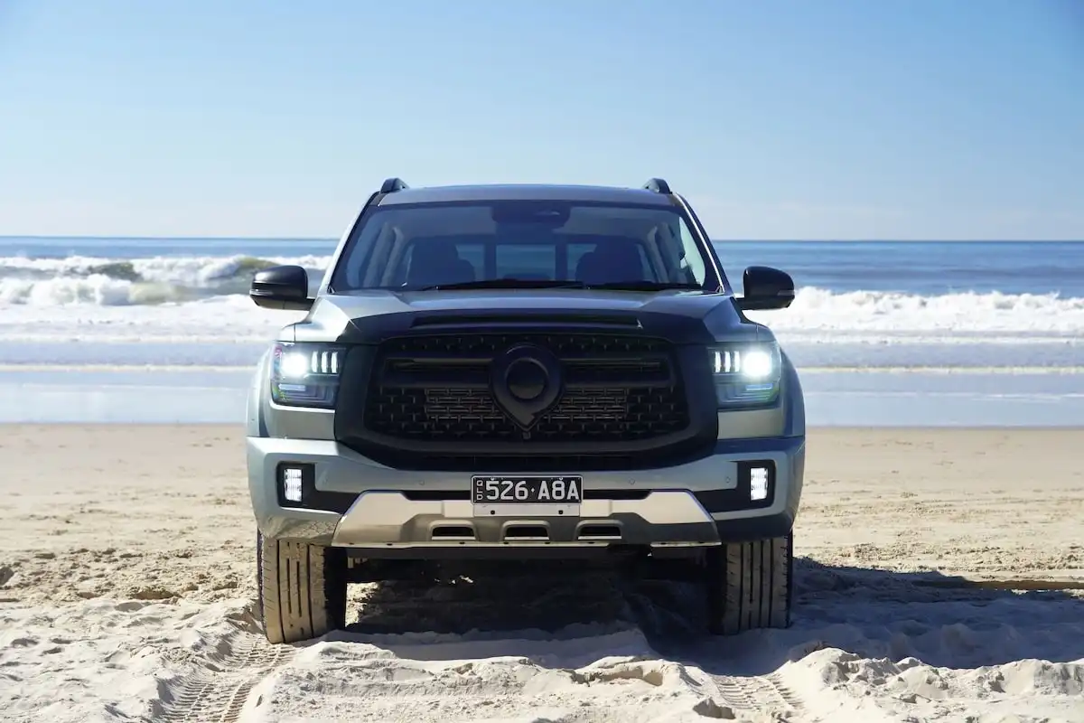 2025 gwm cannon alpha ultra phev grille