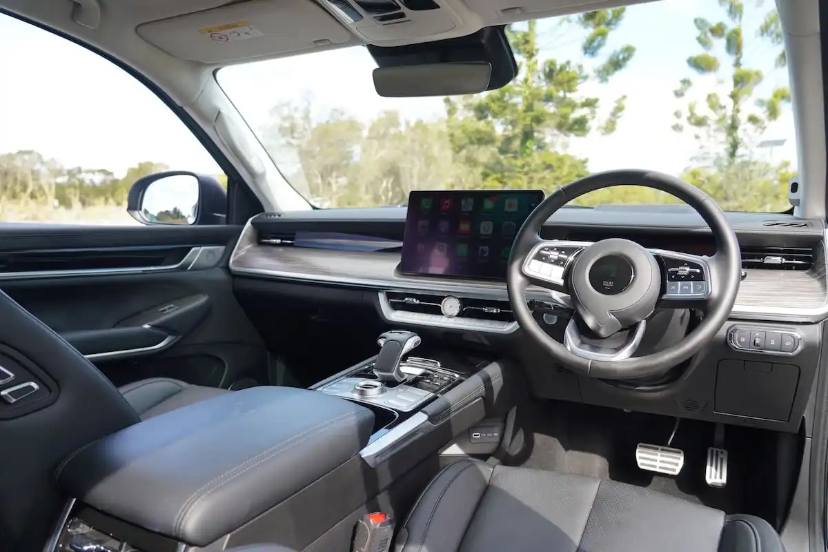 2025 gwm cannon alpha ultra phev interior