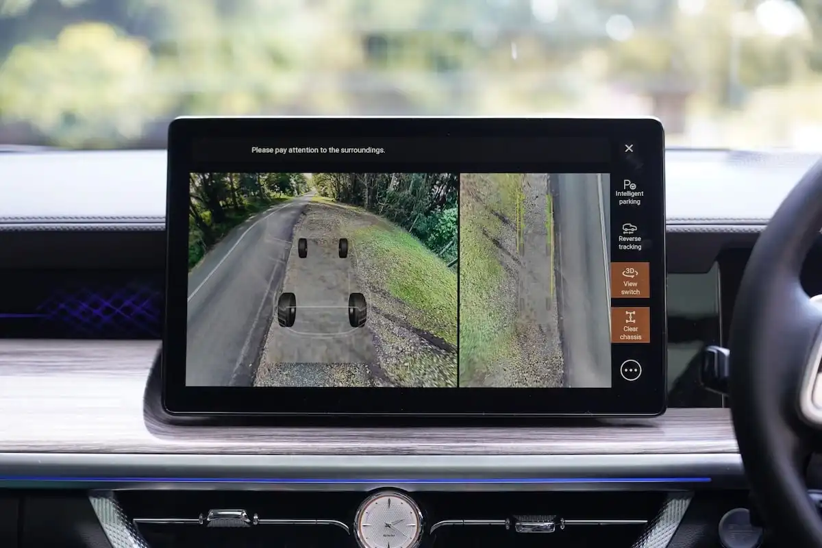 2025 gwm cannon alpha ultra phev safety assist