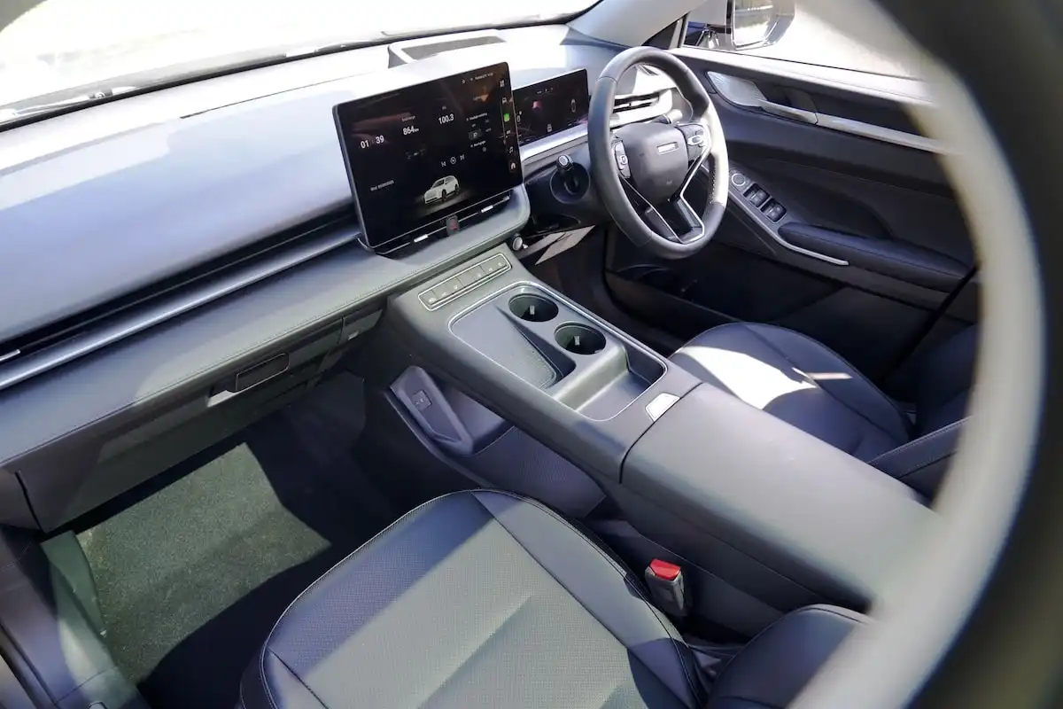 2025 gwm haval h6 ultra hybrid connectivity