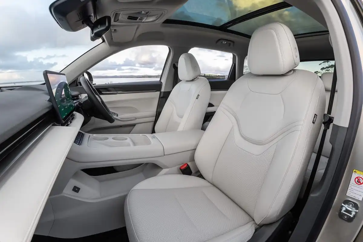 2025 gwm haval h6 ultra with heated seats