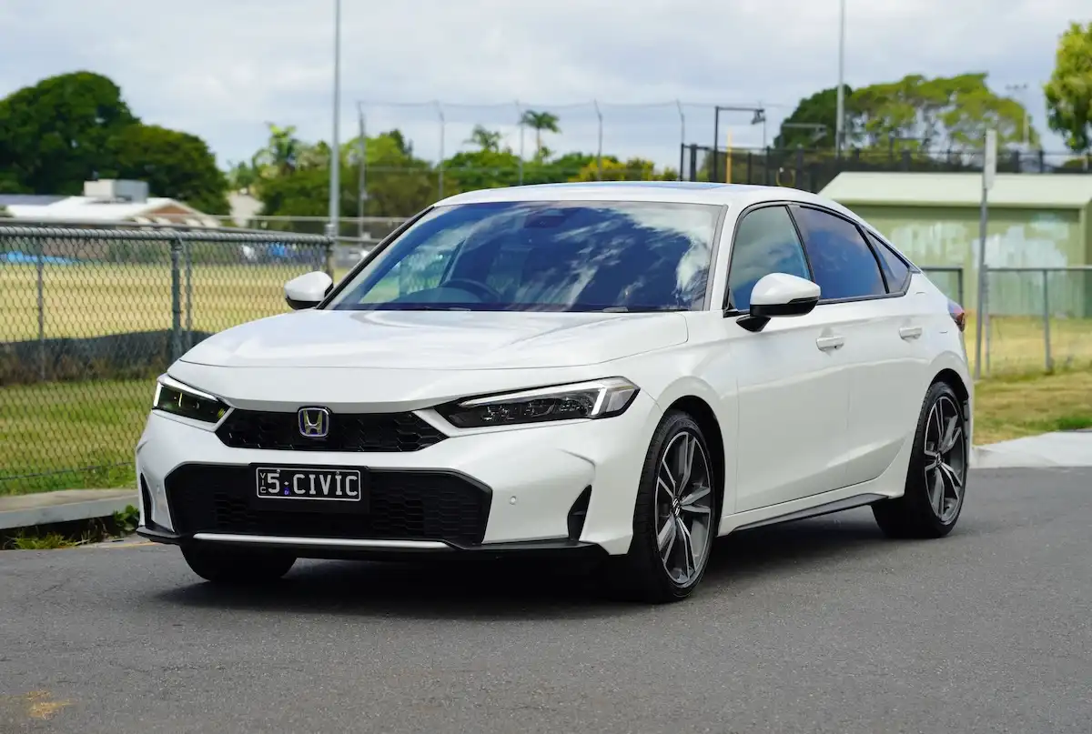 2025 honda civic e:hev lx front