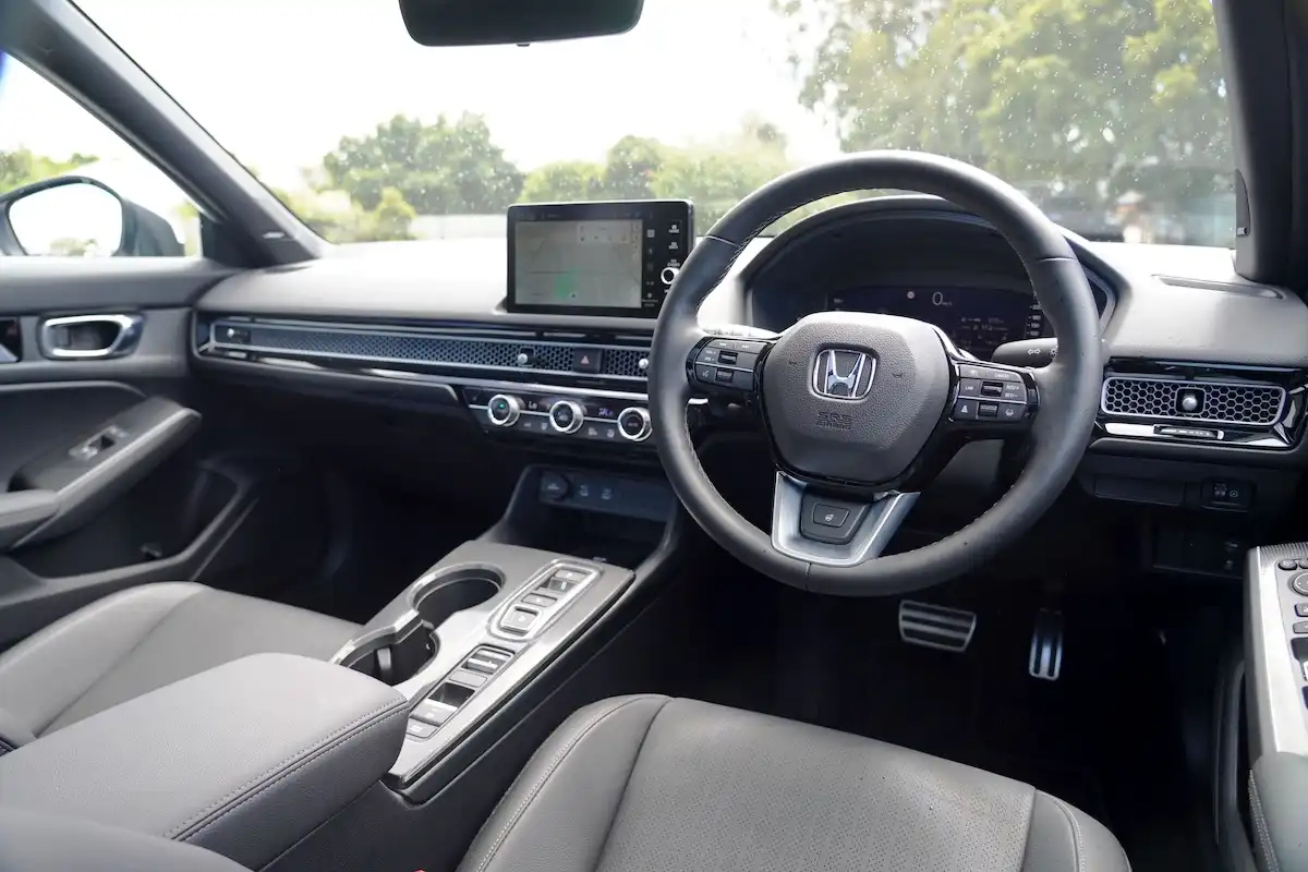 2025 honda civic e:hev lx interior front