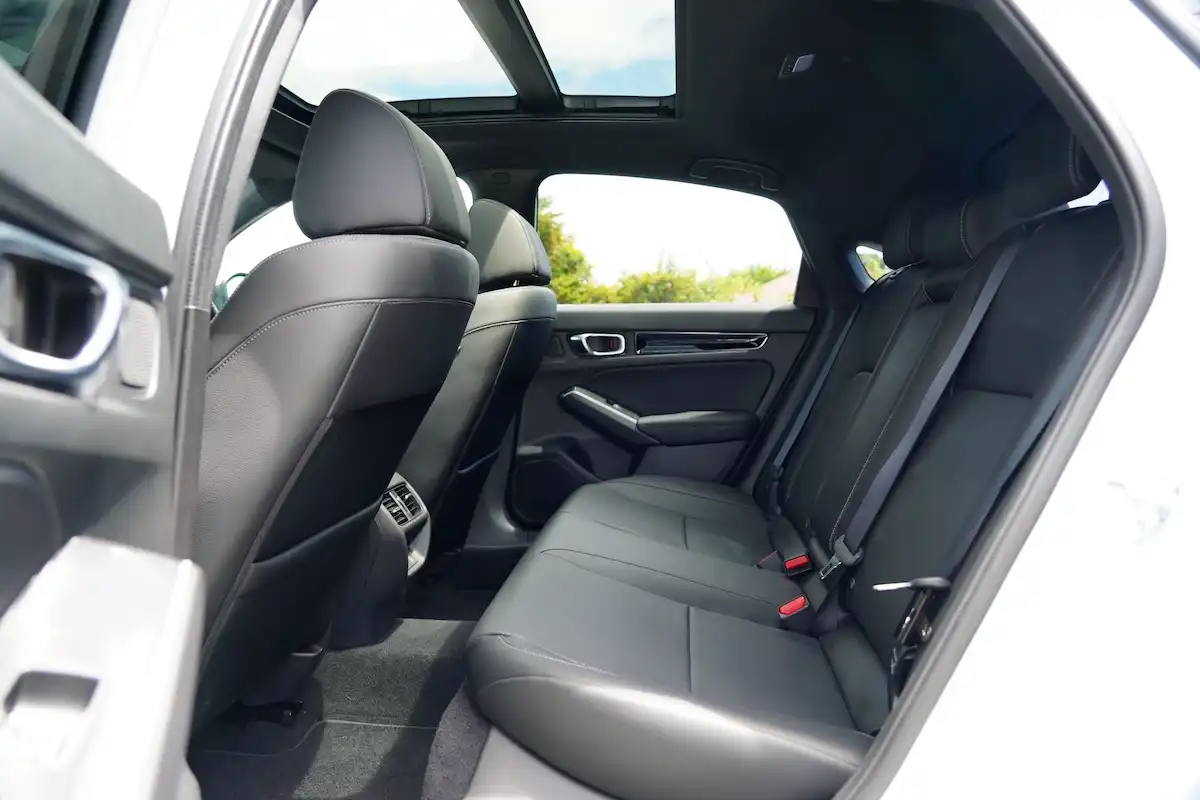 2025 honda civic e:hev lx rear seats