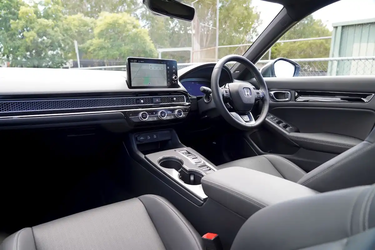 2025 honda civic e:hev lx seats