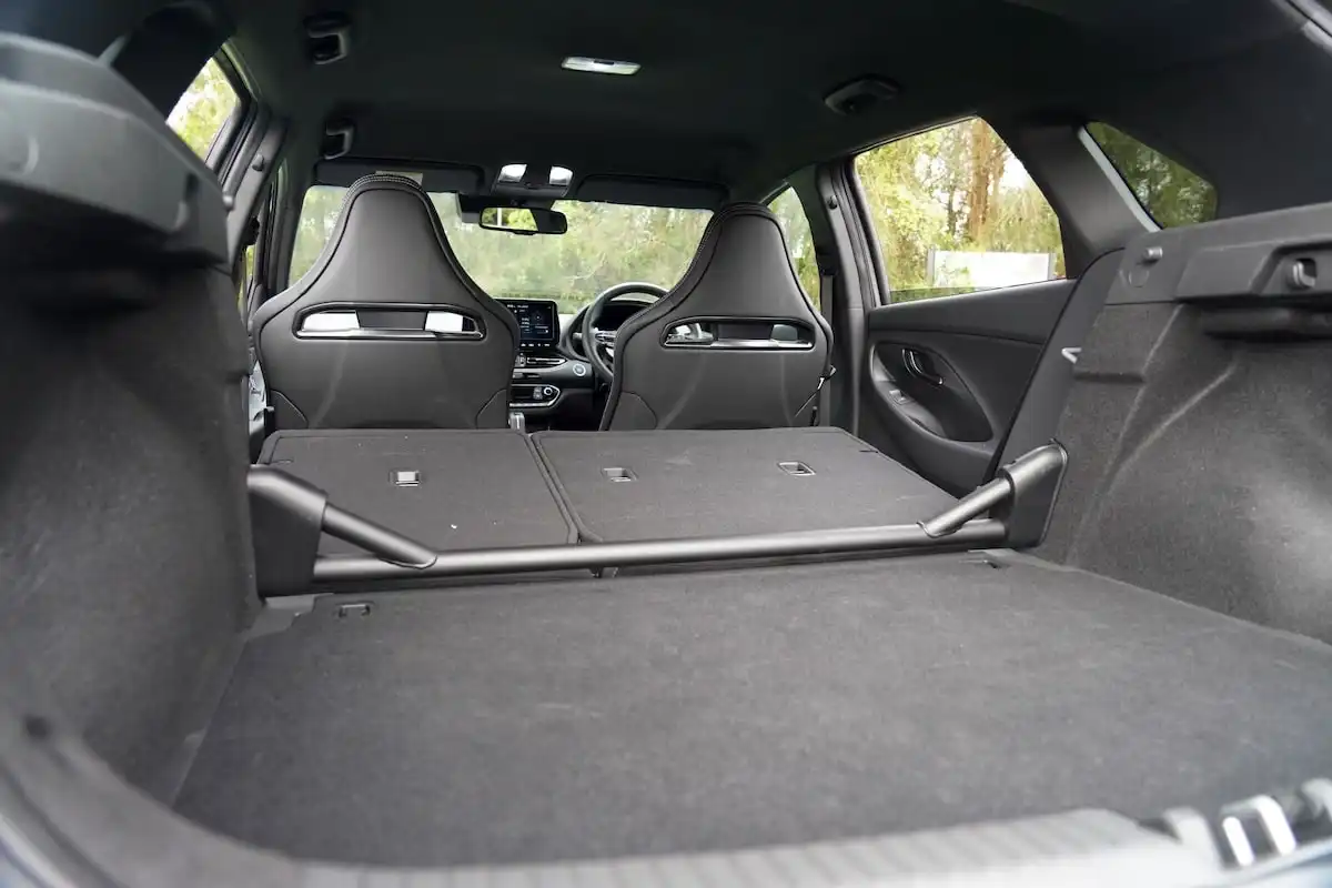 2025 hyundai i30 n premium automatic boot open