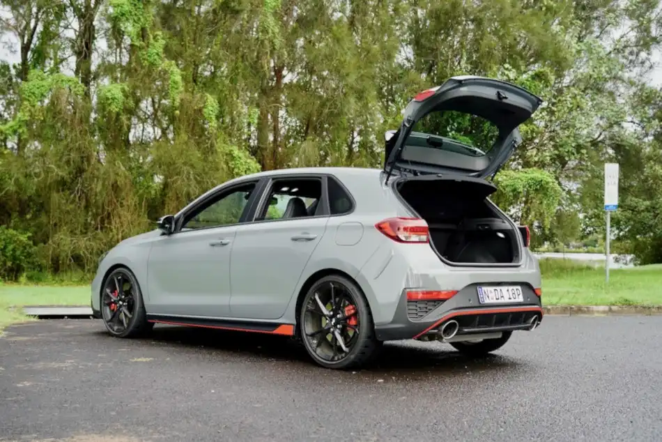 2025 hyundai i30 n premium automatic boot