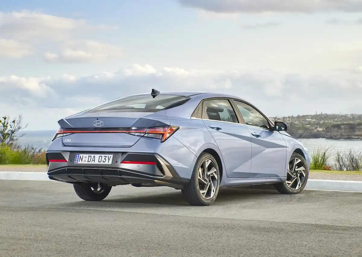 2025 hyundai i30 sedan