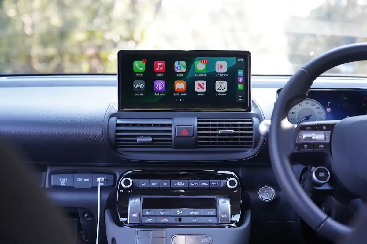 2025 hyundai inster standard range infotainment system