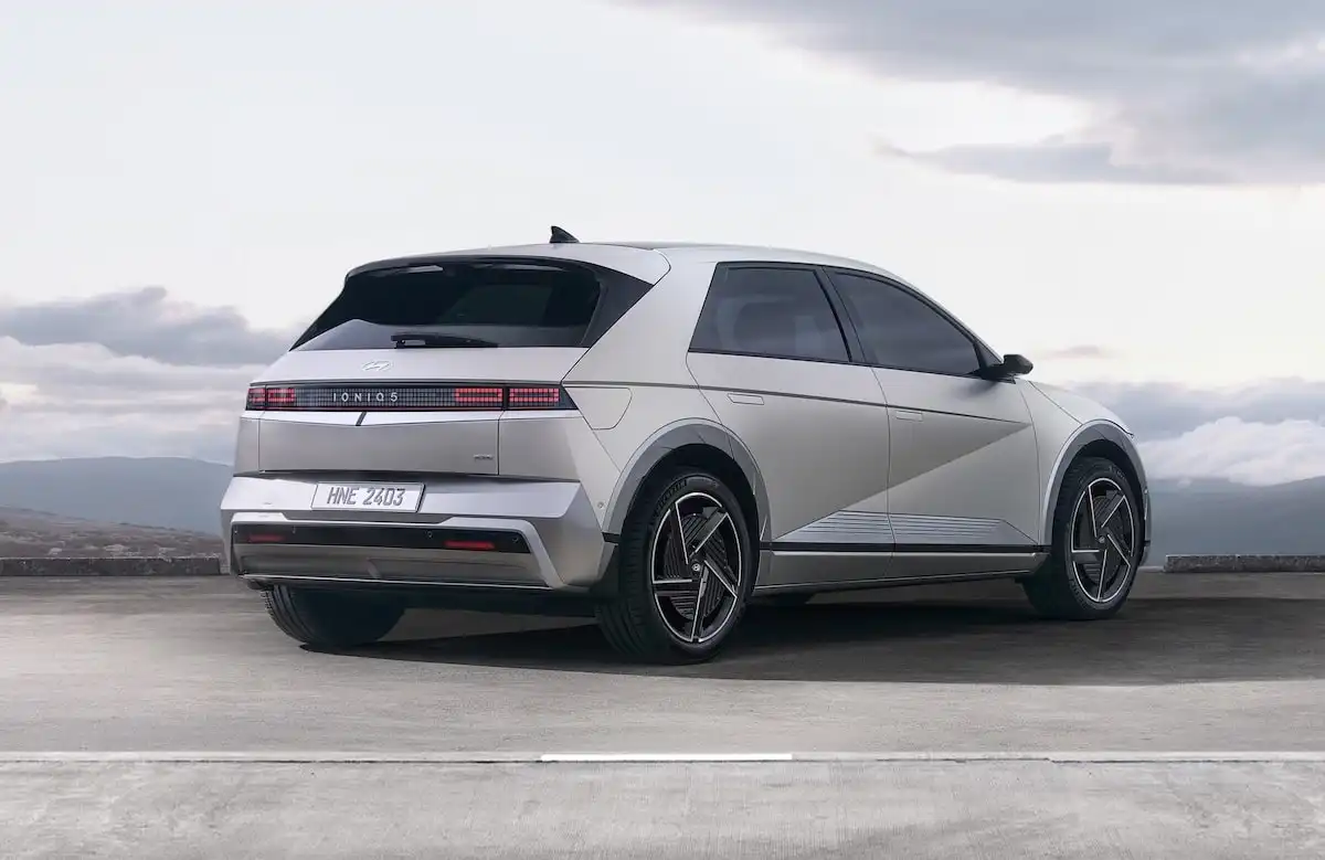 2025 hyundai ioniq 5 back