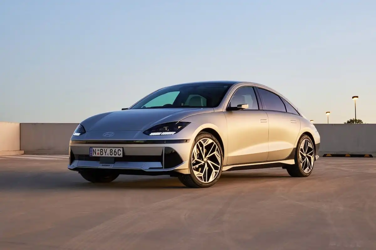 2025 hyundai ioniq 6 ev sedan