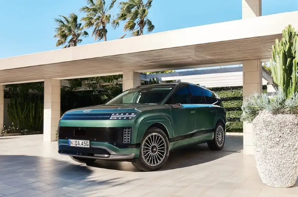 2025 hyundai ioniq 9 front