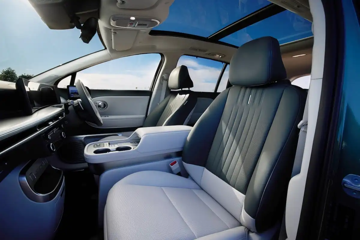 2025 hyundai ioniq 9 seats