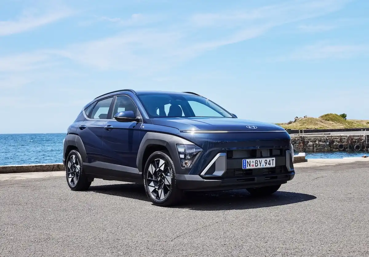 2025 hyundai kona hybrid small car