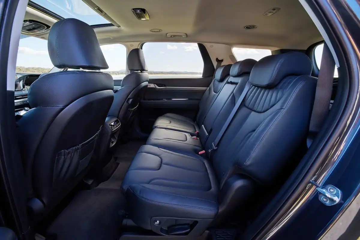 2025 hyundai palisade second row seats