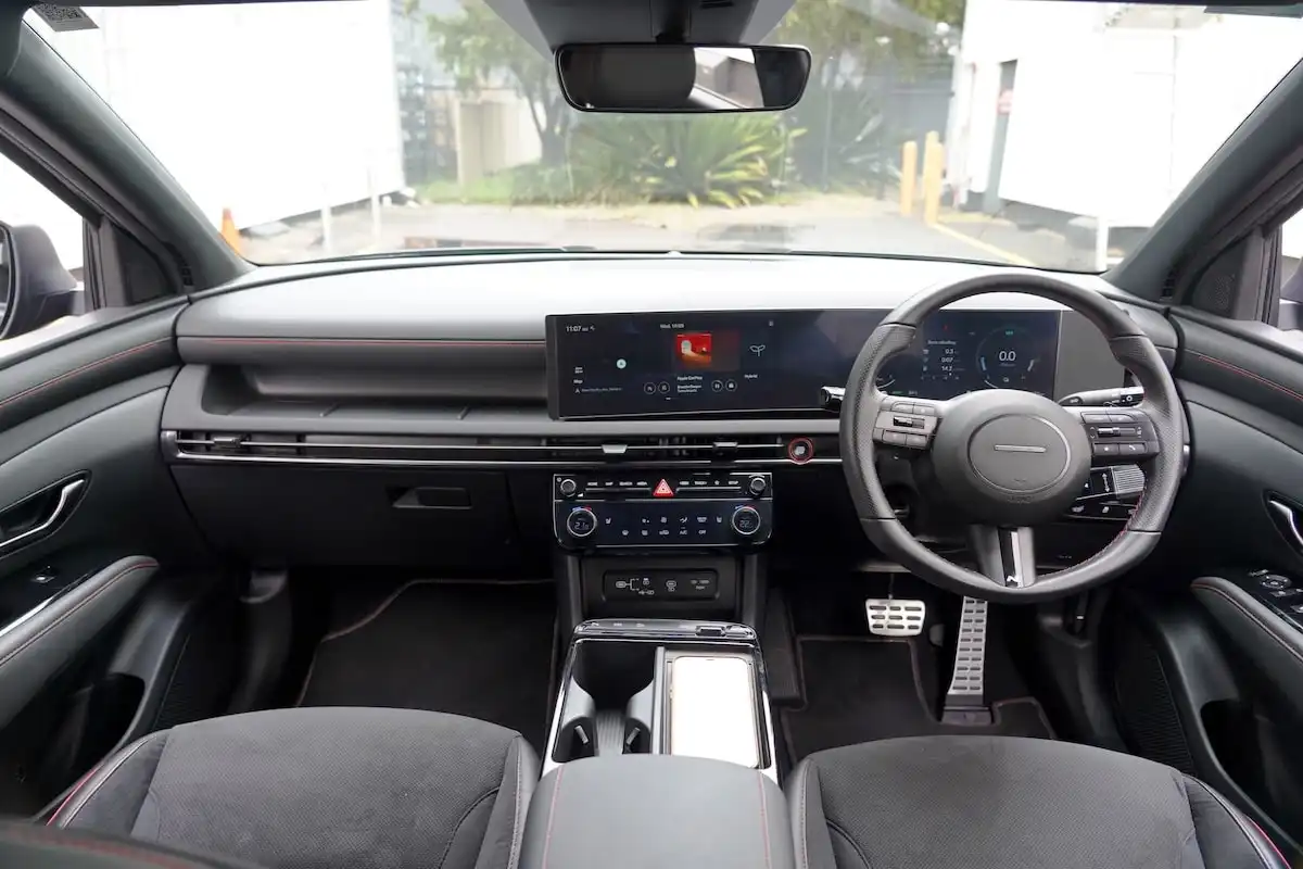 2025 hyundai tucson elite n line hybrid awd interior front