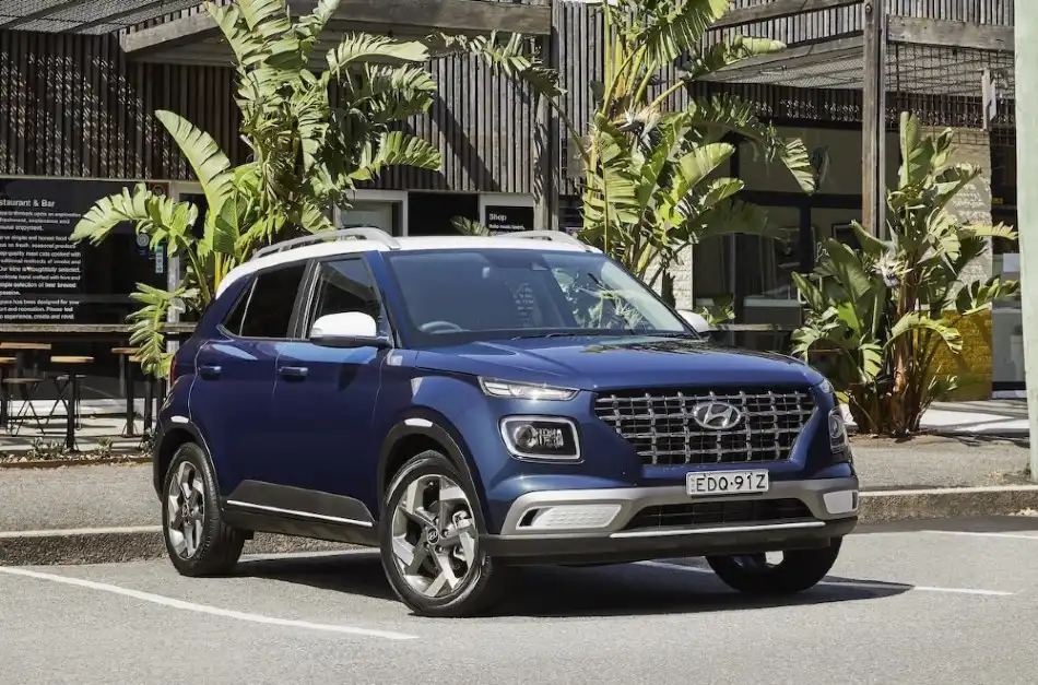 2025 hyundai venue light suv