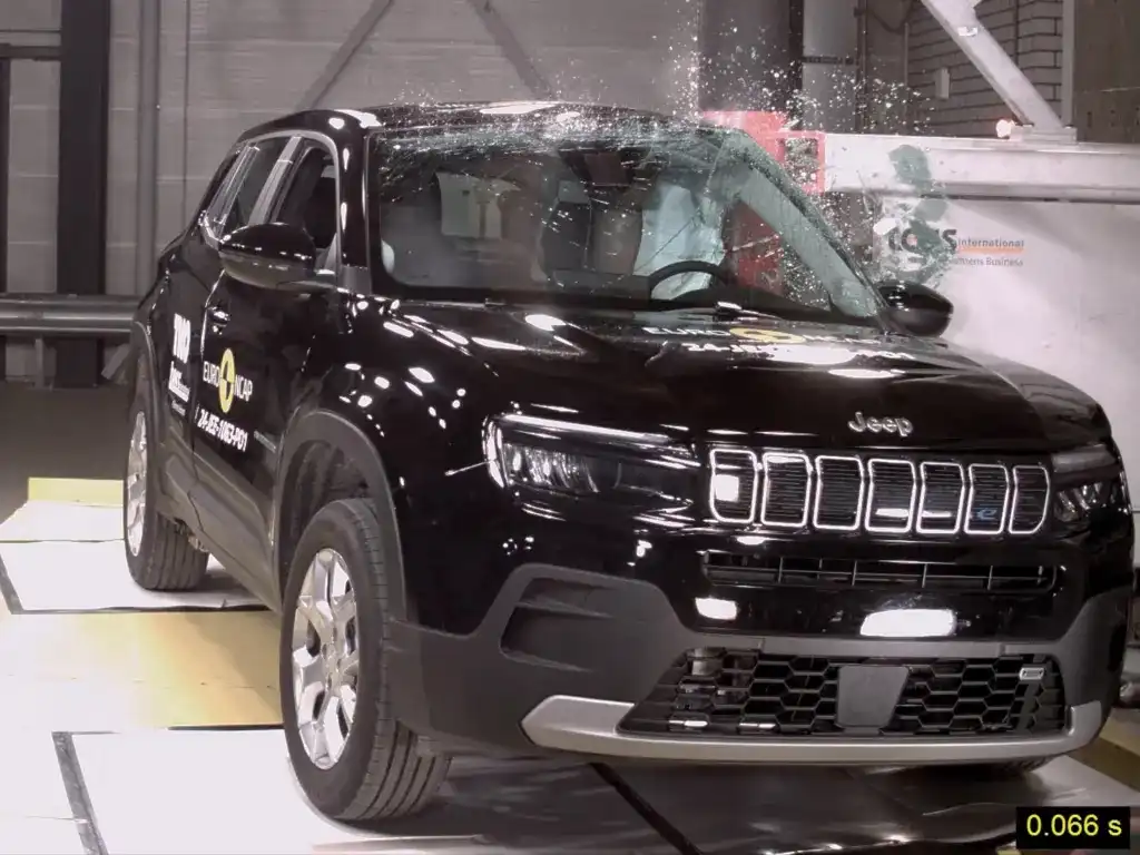 2025 jeep avenger summit ancap
