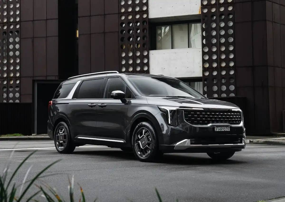 2025 kia carnival