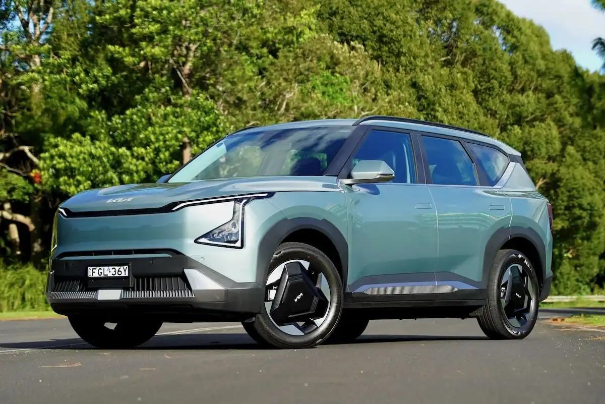 2025 kia ev5 air long range front