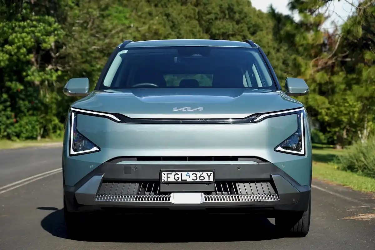 2025 kia ev5 air long range headlights