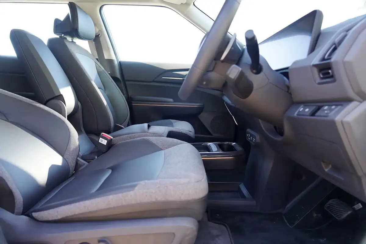 2025 kia ev5 air long range seats