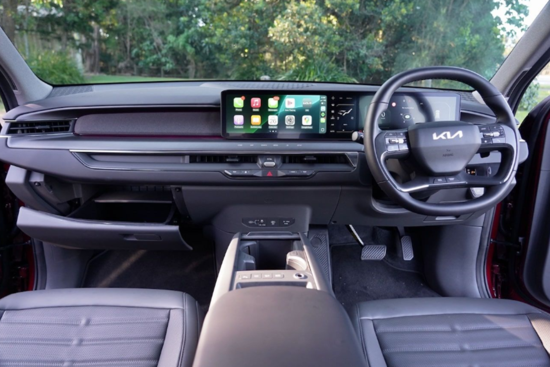 2025 kia ev9 earth dashboard look