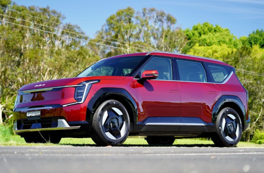 2025 kia ev9 earth left side