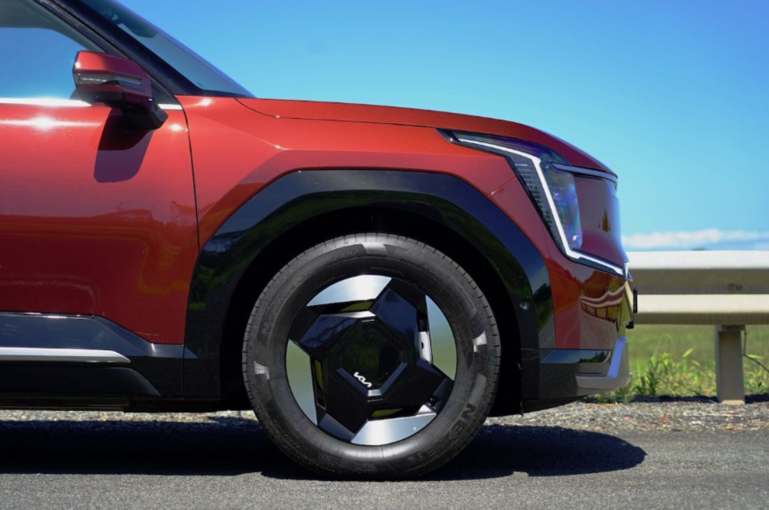 2025 kia ev9 earth tyre