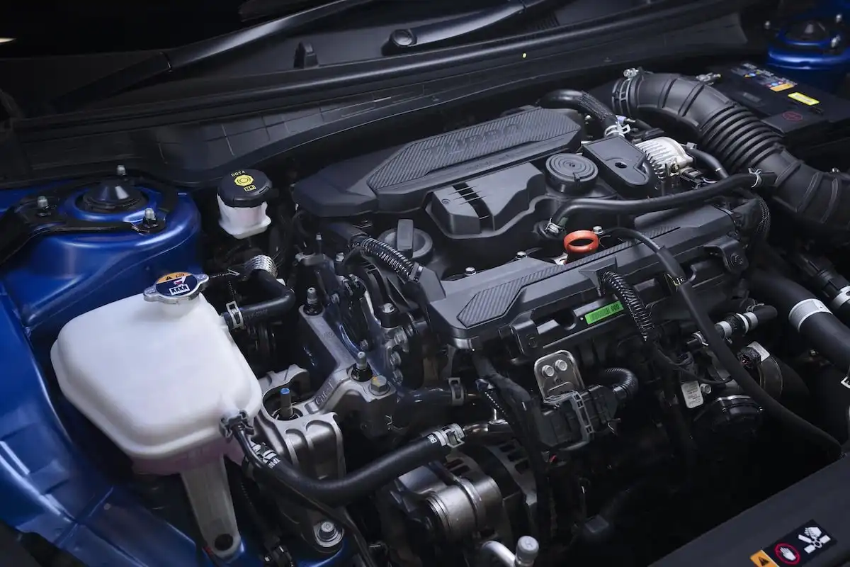 2025 kia k4 engine