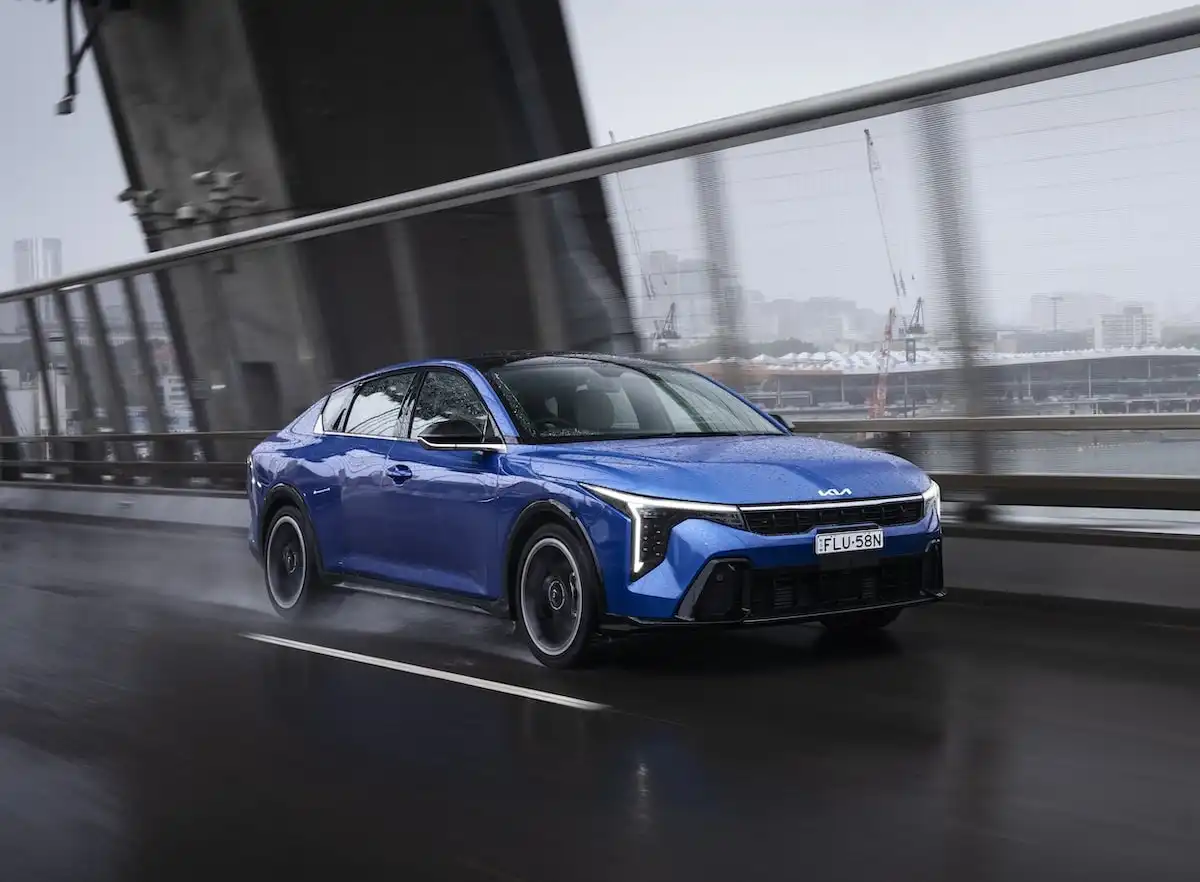 2025 kia k4 off-road
