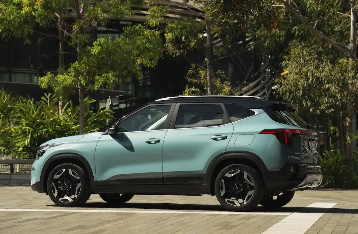 2025 kia seltos sides