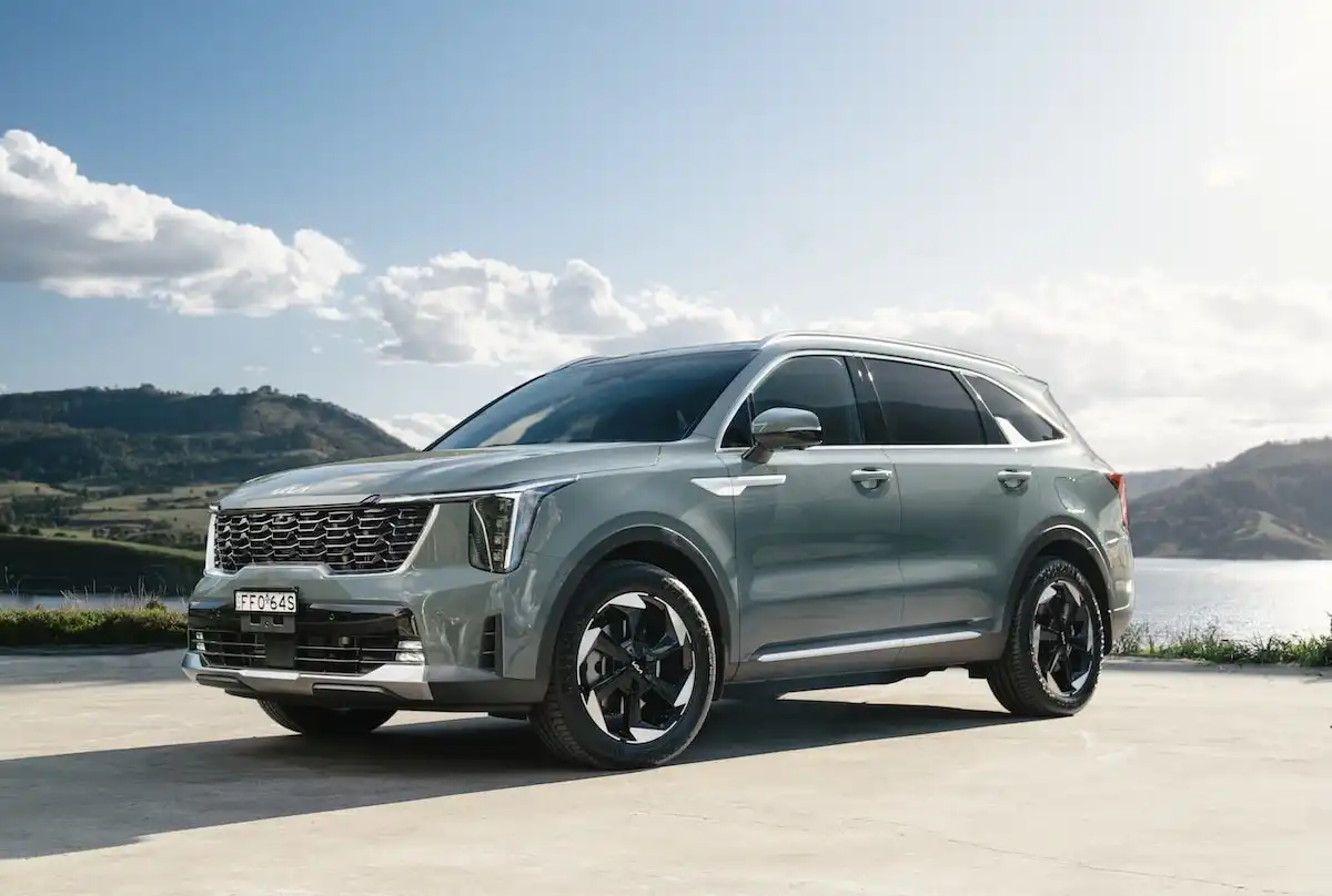 2025 kia sorento hev