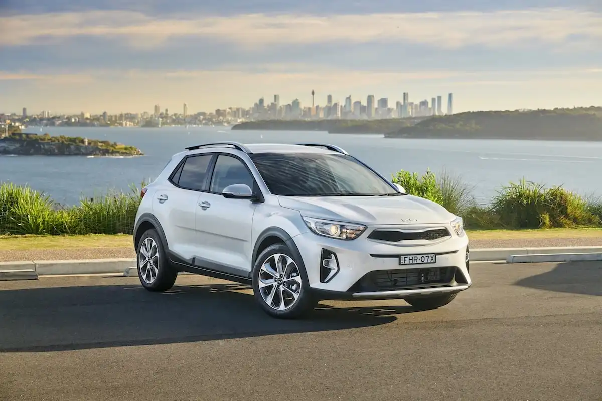 2025 kia stonic light suv