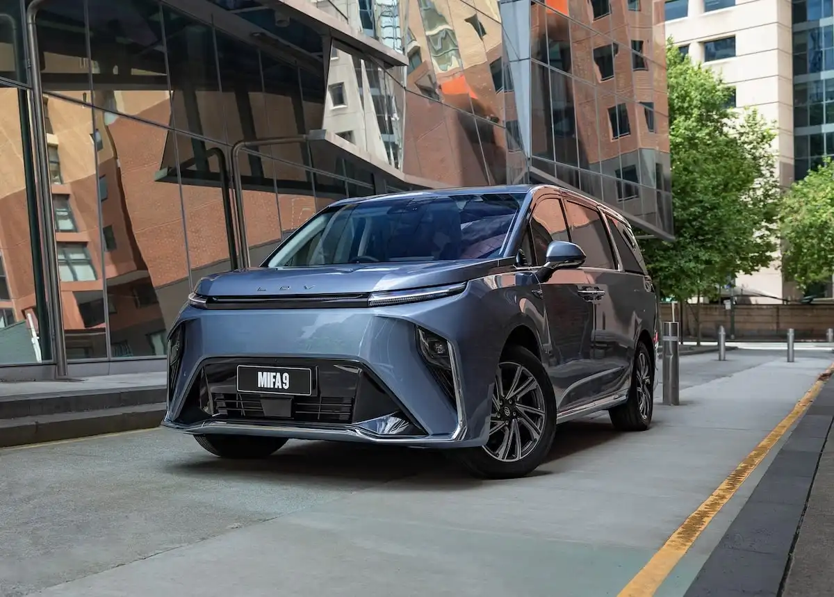2025 ldv mifa 9