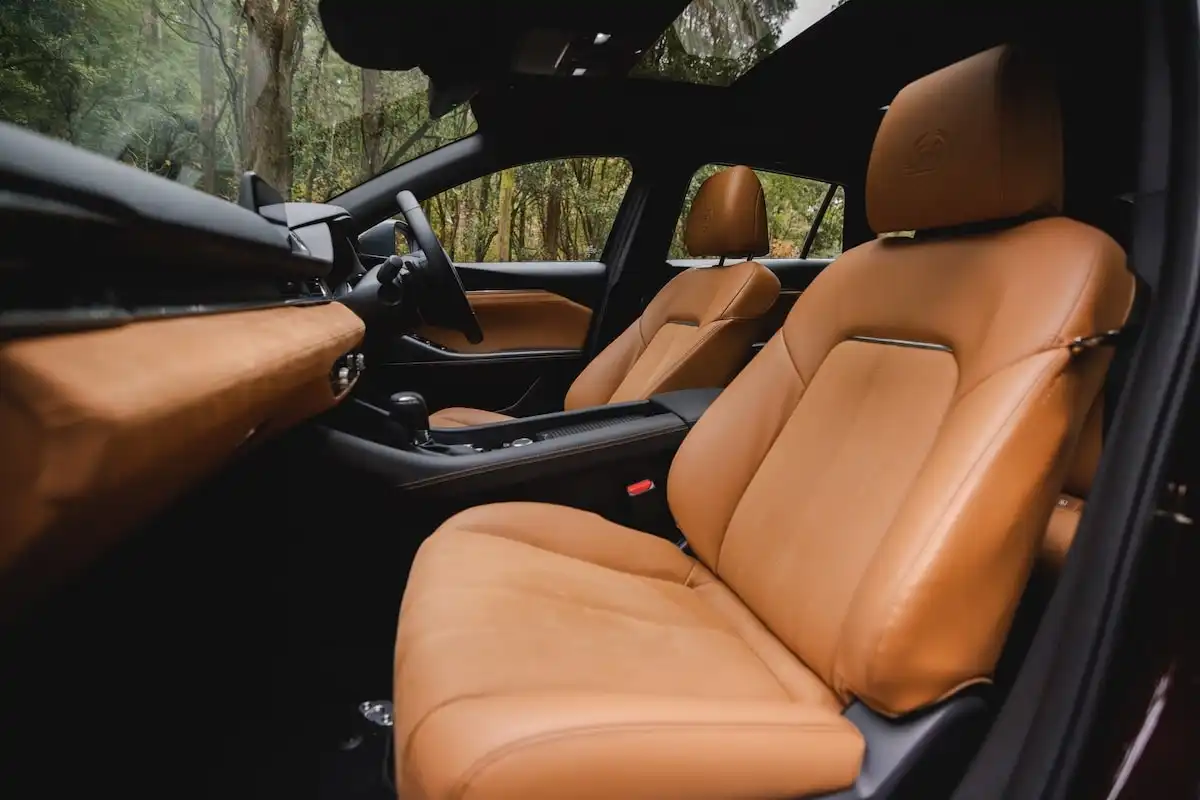 2025 mazda 6 seats