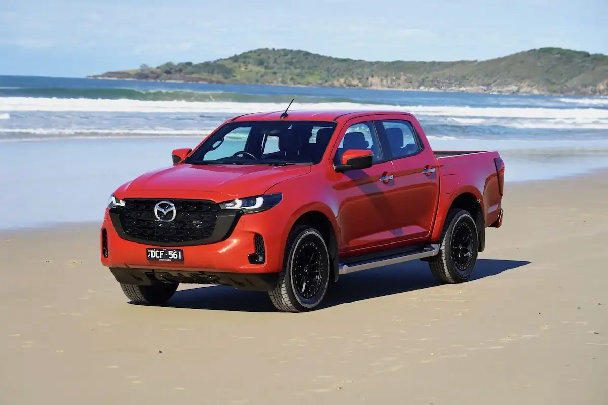 2025 mazda bt-50 gt 4x4 dual cab front