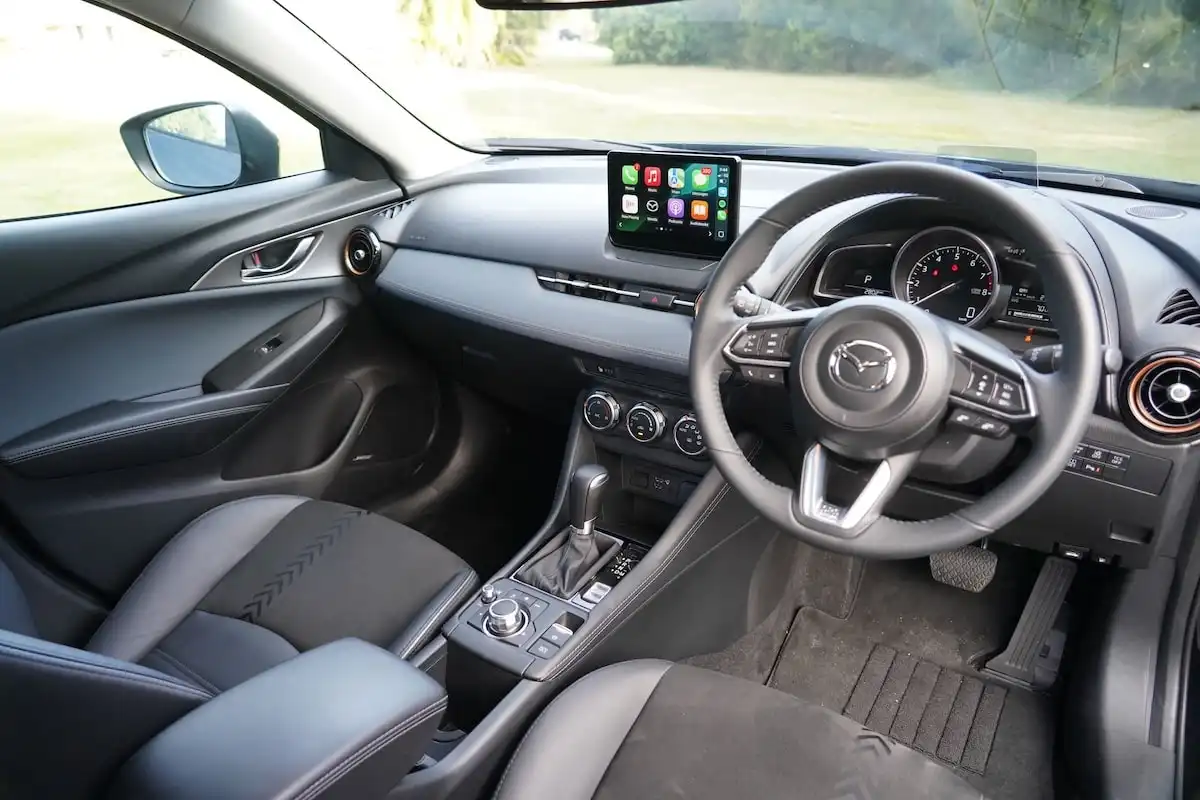 2025 mazda cx-3 gt sp driver seat