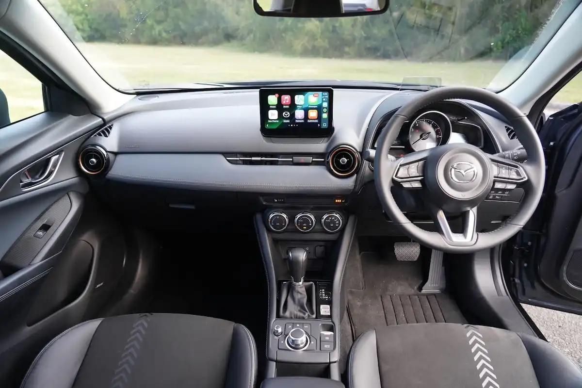 2025 mazda cx-3 gt sp seats
