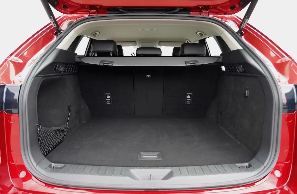 2025 mazda cx-60 g40e evolve boot