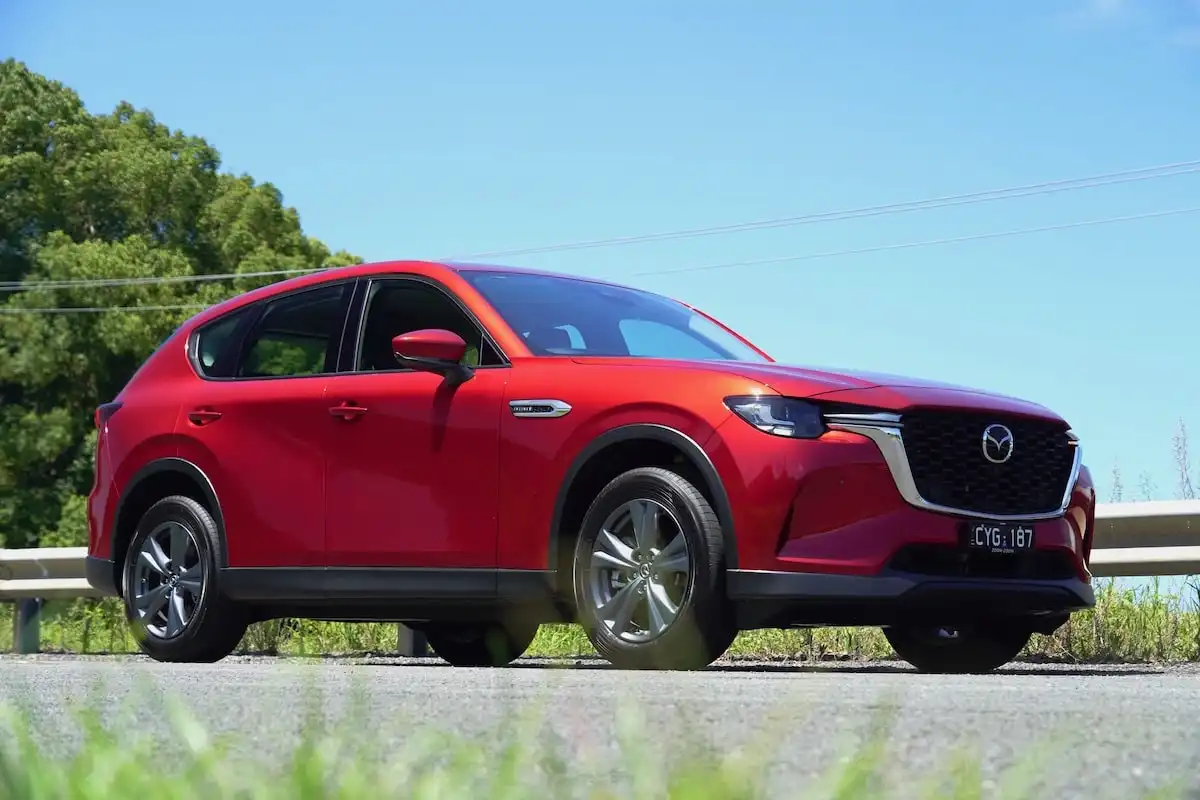 2025 mazda cx-60 g40e evolve front