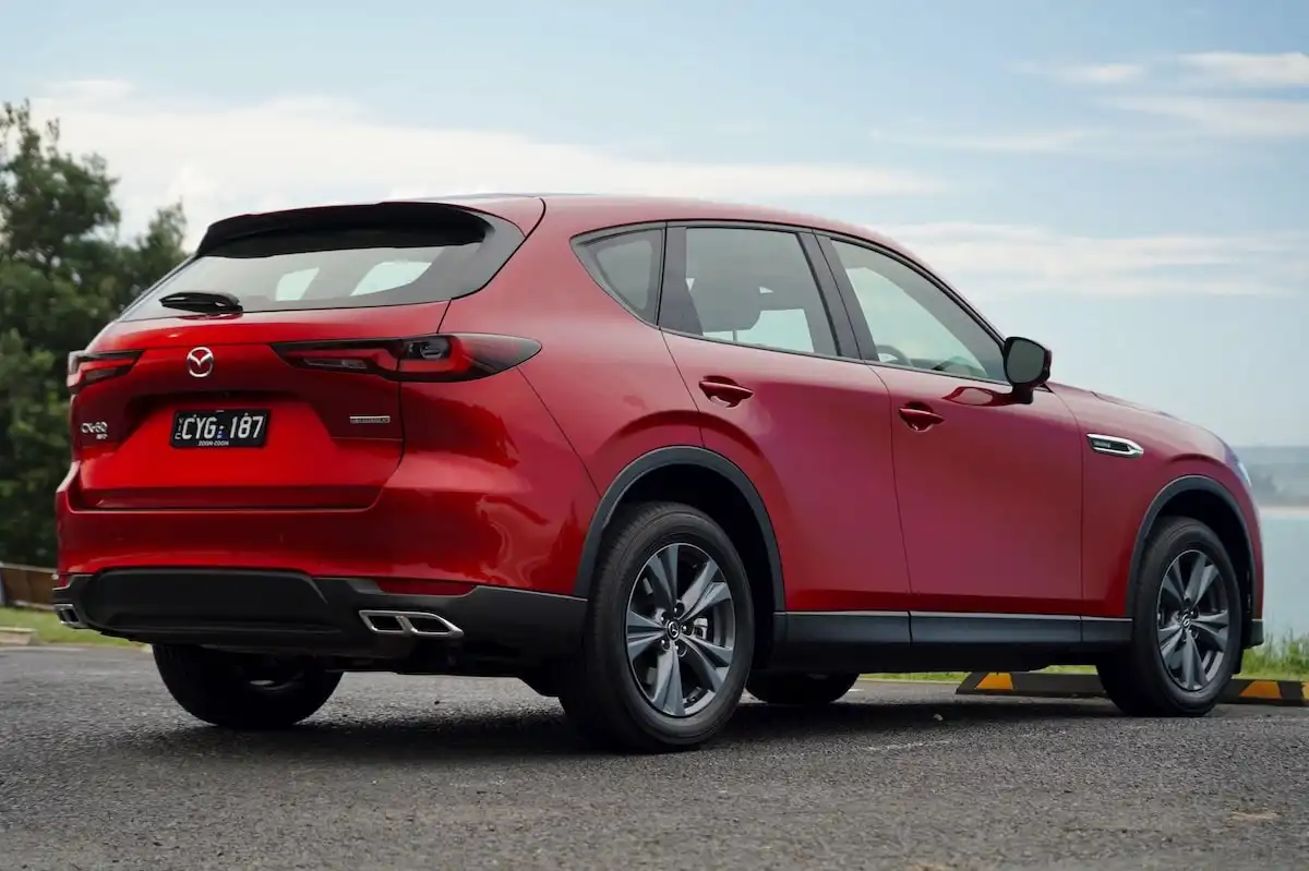2025 mazda cx-60 g40e evolve rear