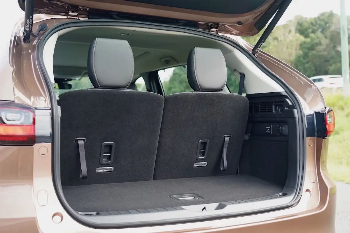 2025 mazda cx-80 g40e gt boot