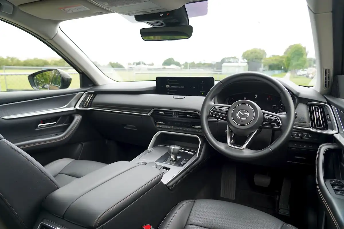 2025 mazda cx-80 g40e gt interior front